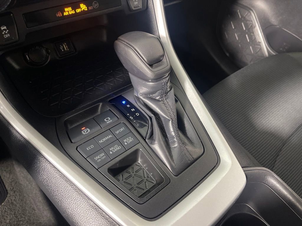 Certified 2024 Toyota RAV4 LE image 22