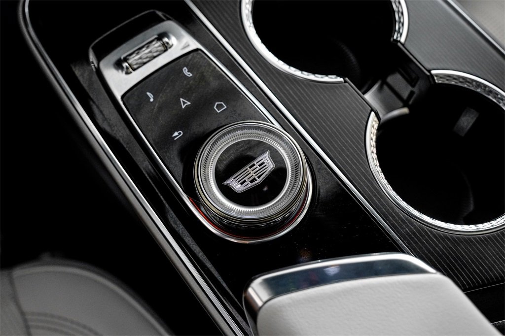 Used 2024 Cadillac Lyriq Luxury image 26