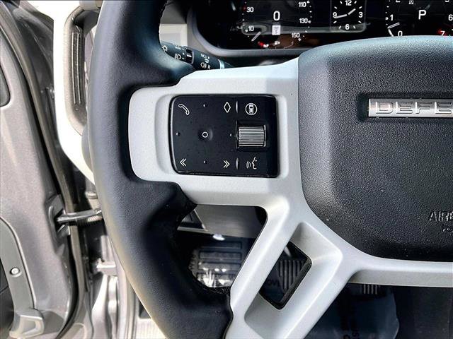 Used 2024 Land Rover Defender 110 SE image 20