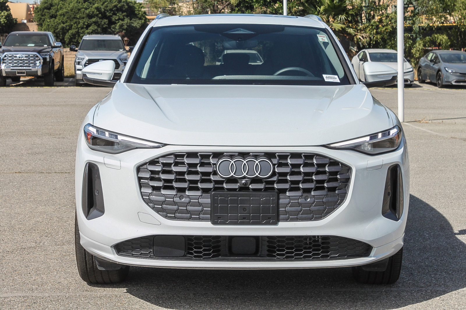 Used 2025 Audi Q5 Premium Plus image 2