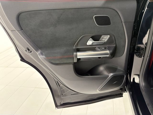 Used 2024 Mercedes-Benz GLA 35 AMG 4MATIC image 33