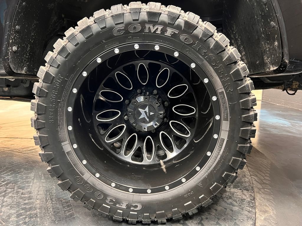 Used 2023 Ford F350 Lariat w/ FX4 Off-Road Package image 32