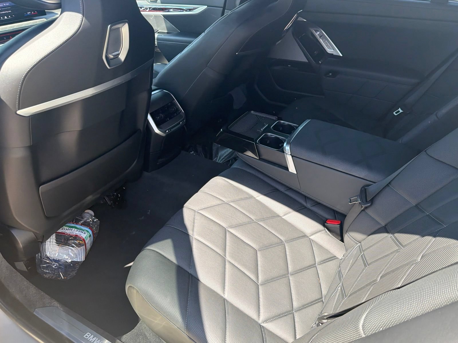 Used 2024 BMW i7 eDrive50 RWD image 16