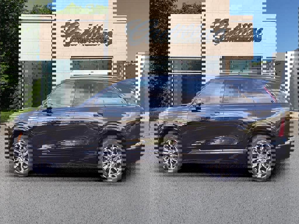 New 2026 Cadillac Vistiq Sport w/ LPO, Floor Liner Package image 2