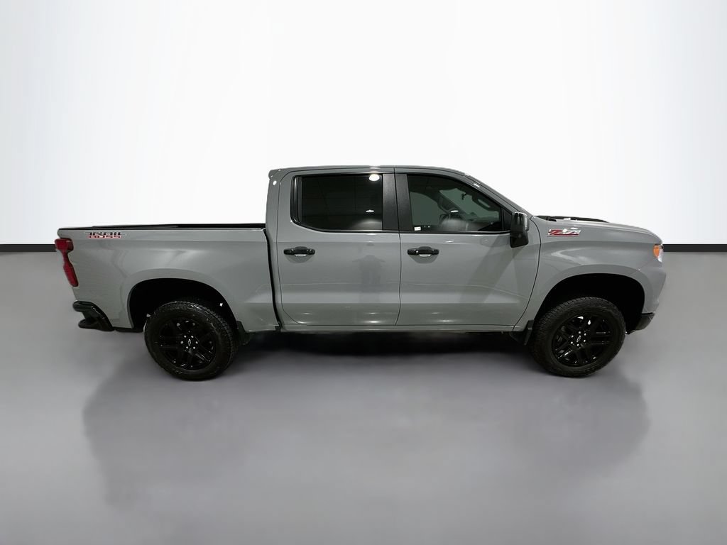Used 2024 Chevrolet Silverado 1500 LT Trail Boss w/ LT Trail Boss Premium Package AWD/4WD image 8