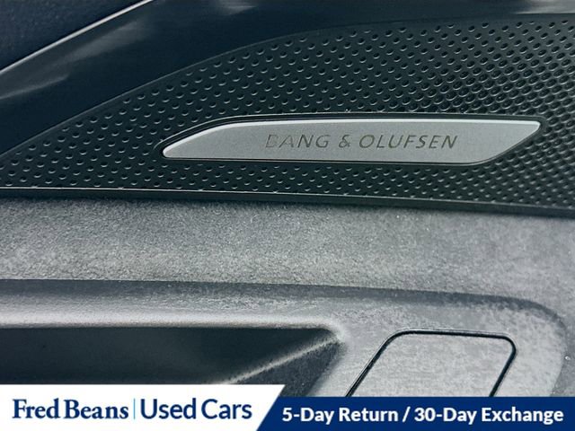 Used 2025 Audi SQ5 Premium Plus w/ Premium Plus Package image 19