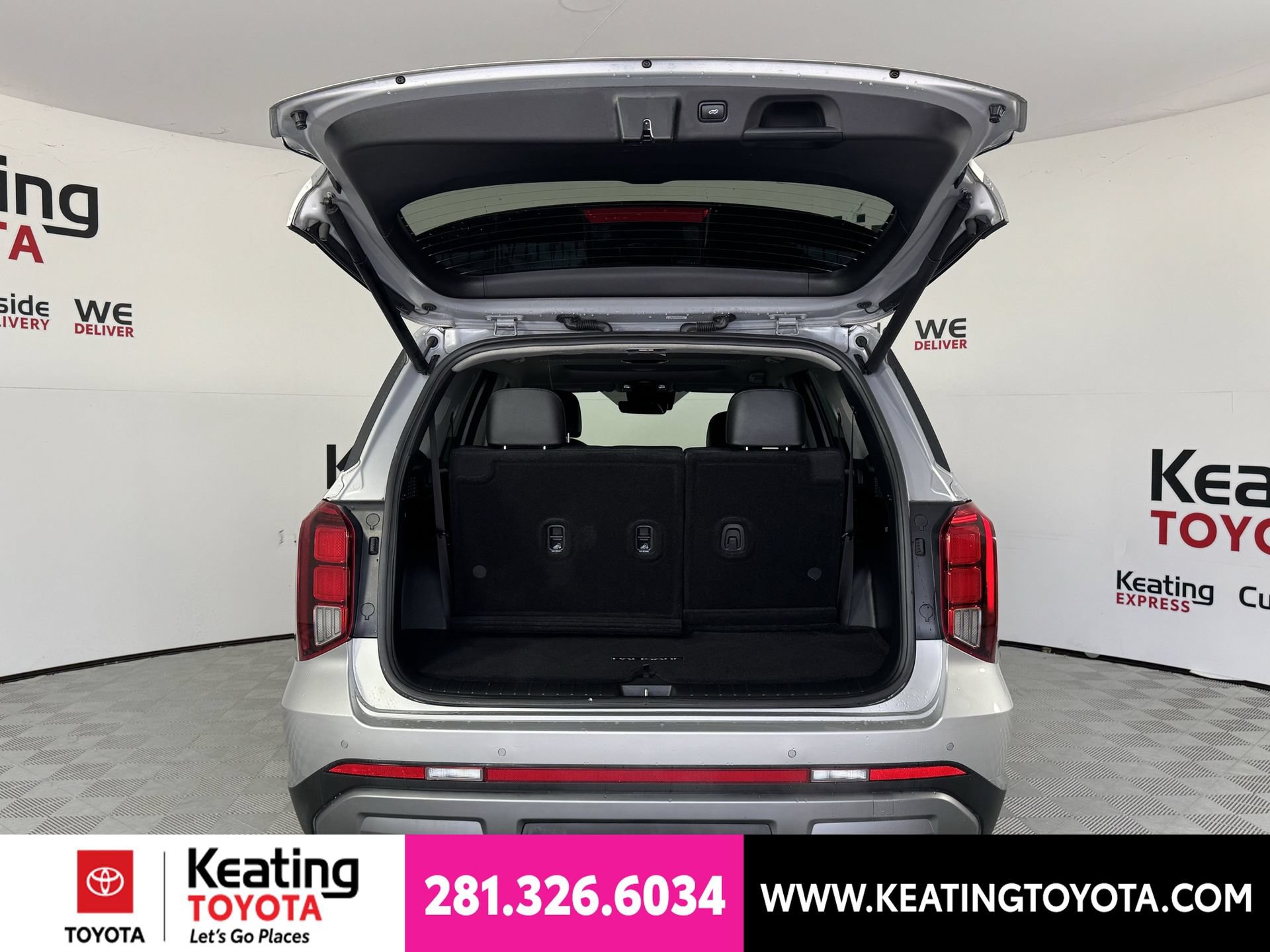 Used 2024 Hyundai Palisade Limited FWD image 17