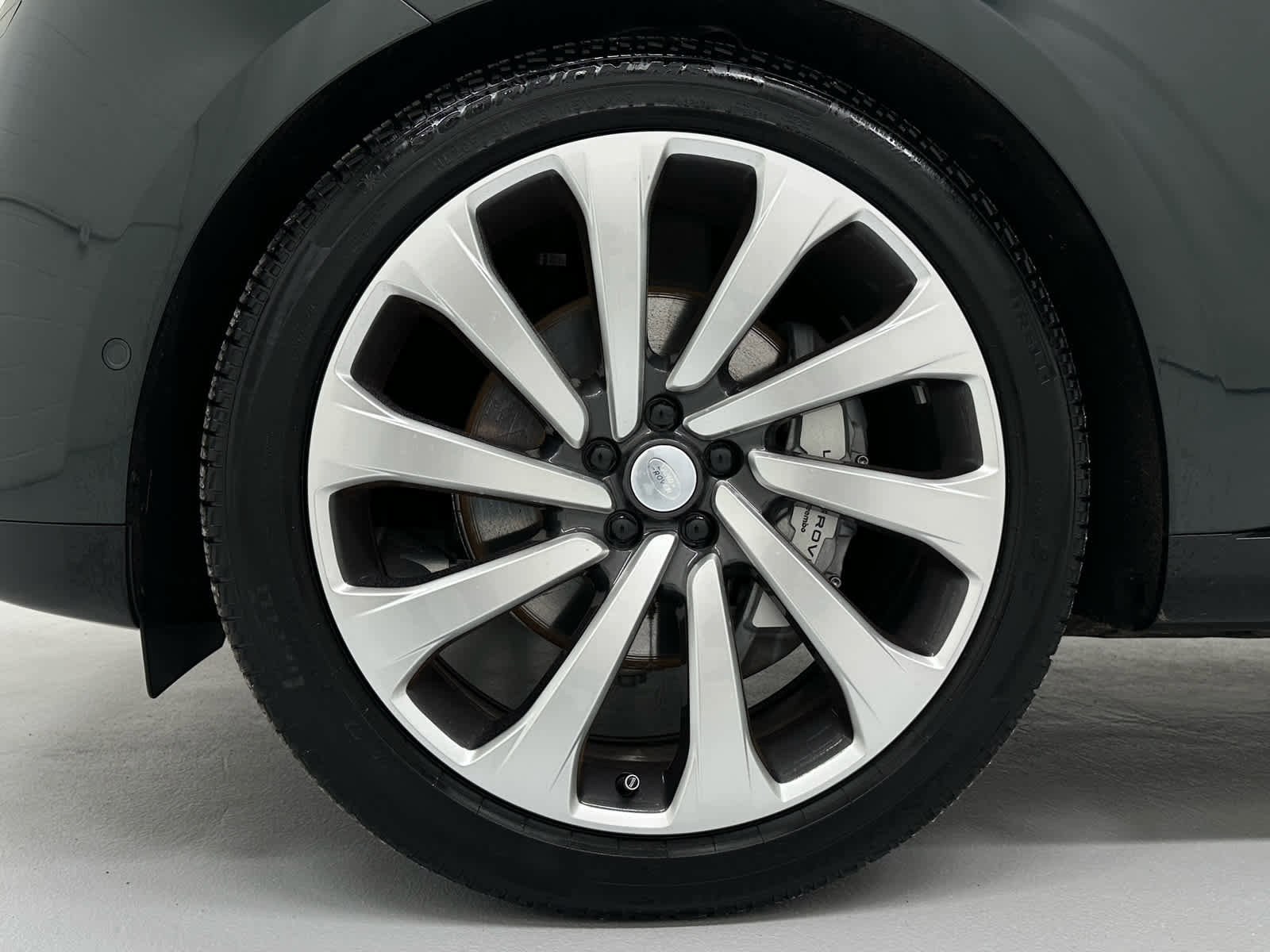 Used 2025 Land Rover Range Rover Long Wheelbase SE image 9