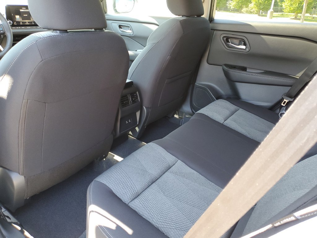 New 2026 Nissan Rogue SV AWD/4WD image 14