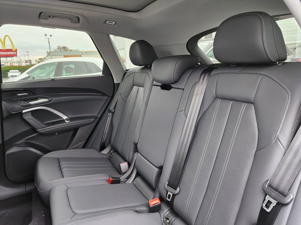 New 2025 Audi Q5 Premium Plus image 13