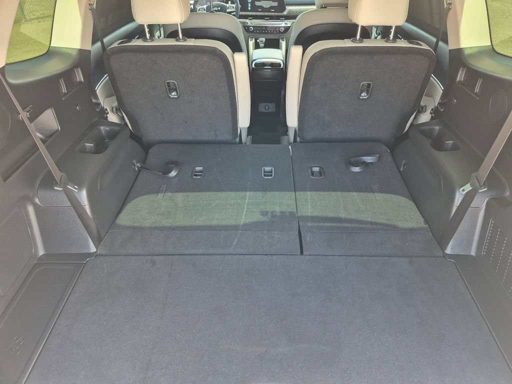 Certified 2025 Kia Telluride SX w/ SX Captain's Chair Package AWD/4WD image 16