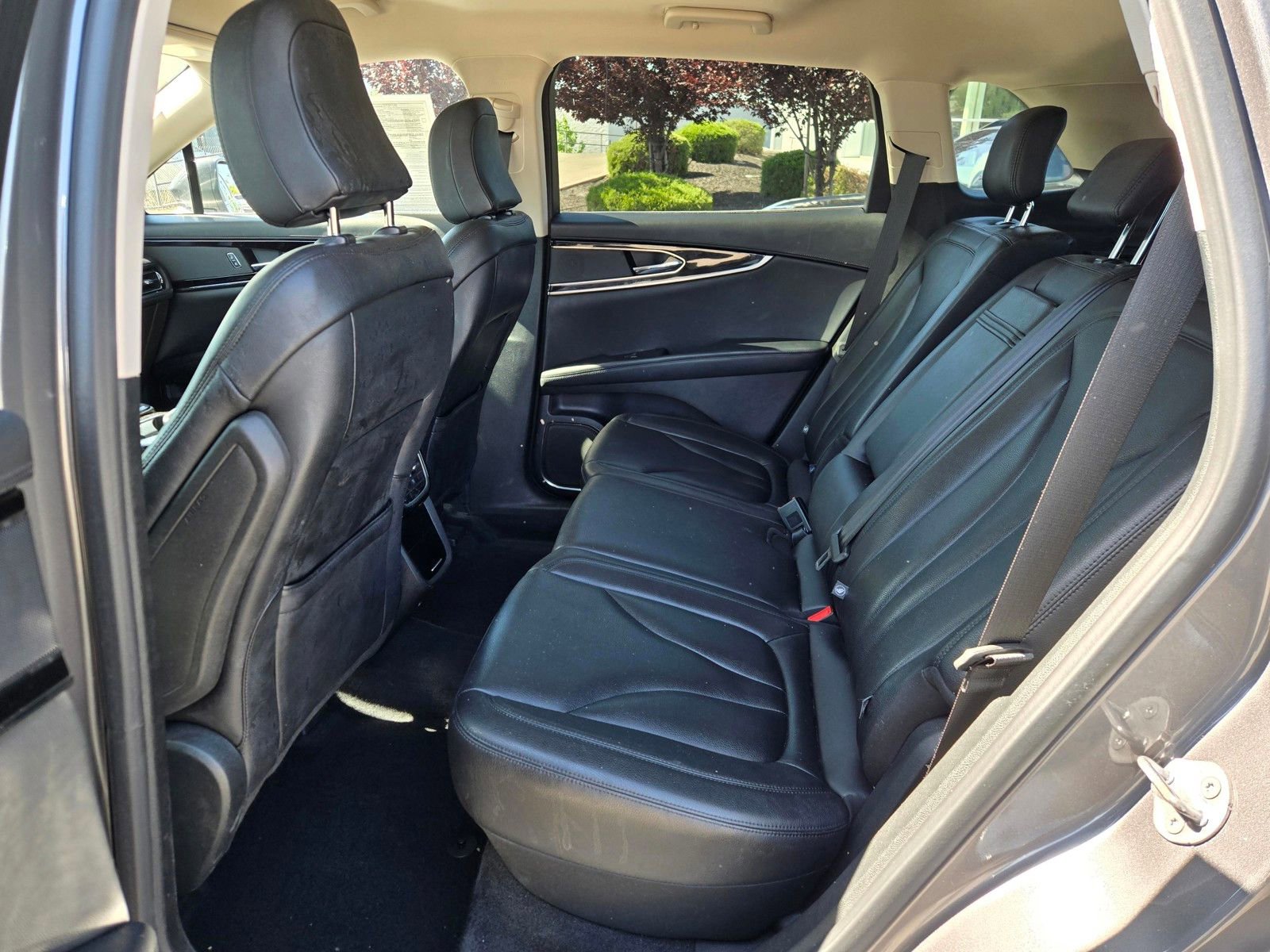 Certified 2022 Lincoln Nautilus FWD w/ Premium Package image 12
