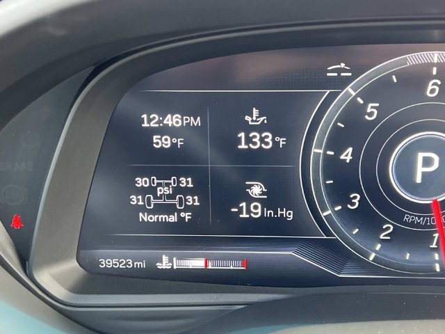 Certified 2025 Cadillac CT4 Premium Luxury w/ Technology Package AWD/4WD image 20