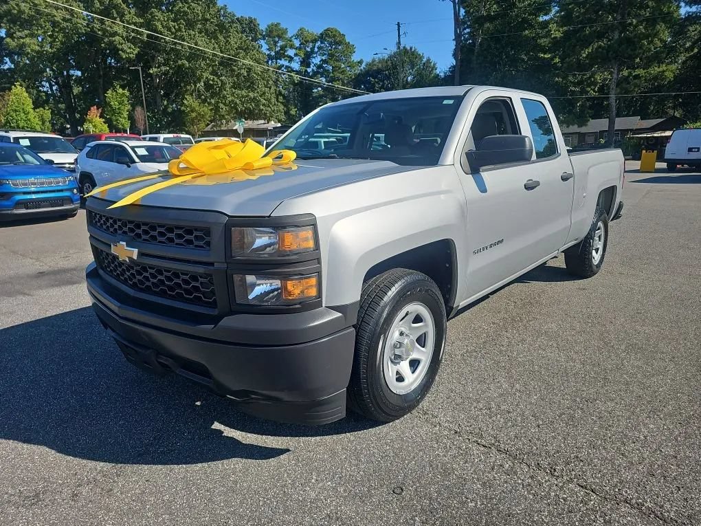 Used 2015 Chevrolet Silverado 1500 W/T w/ Trailering Package RWD image 4