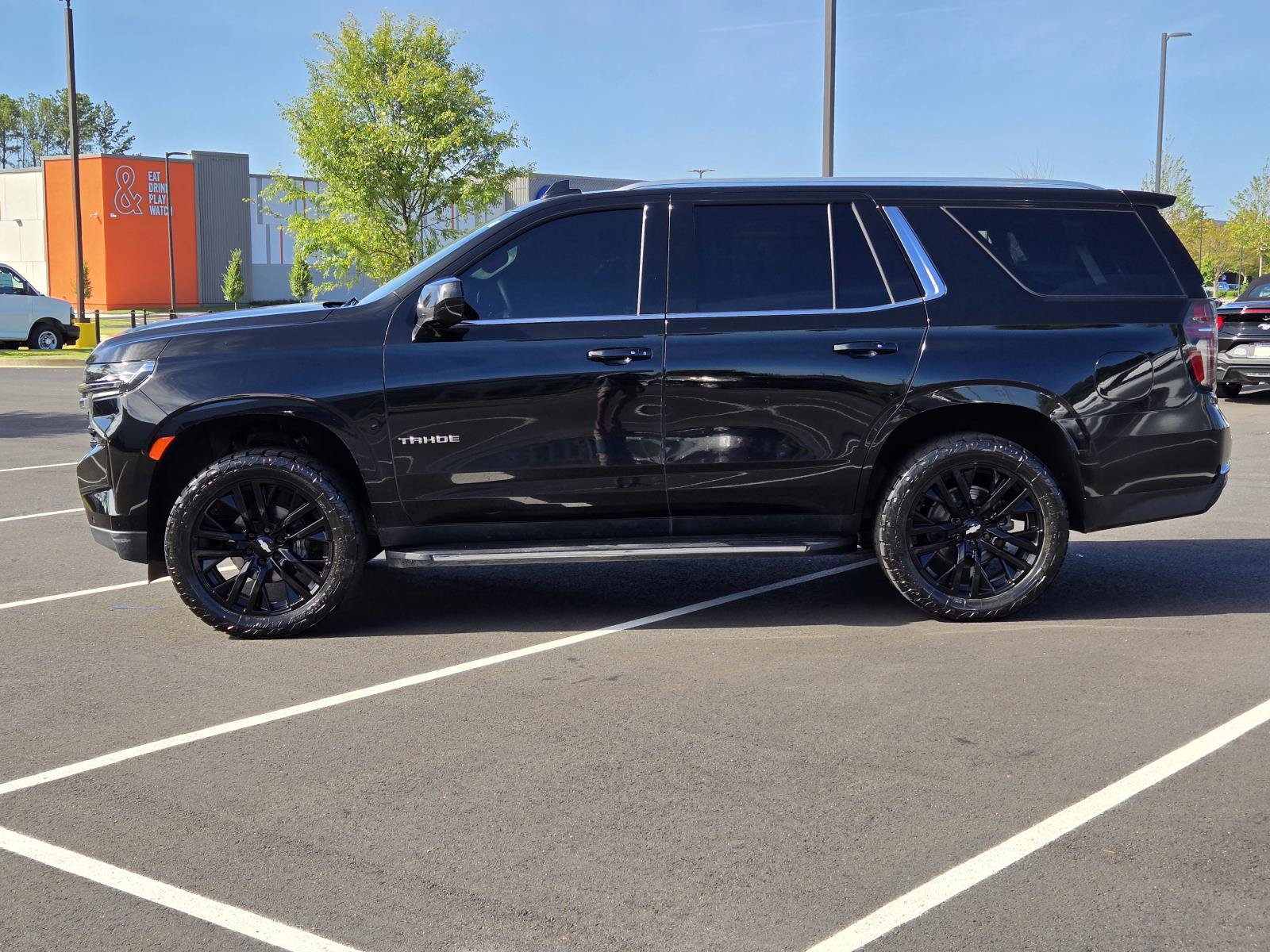 Used 2023 Chevrolet Tahoe LS AWD/4WD image 14