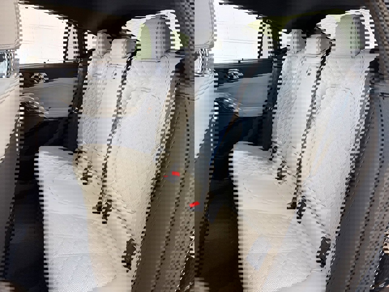 New 2026 BMW X6 M60i image 43