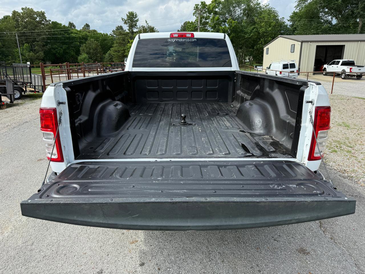 Used 2021 RAM 3500 Tradesman w/ Chrome Appearance Group AWD/4WD image 5