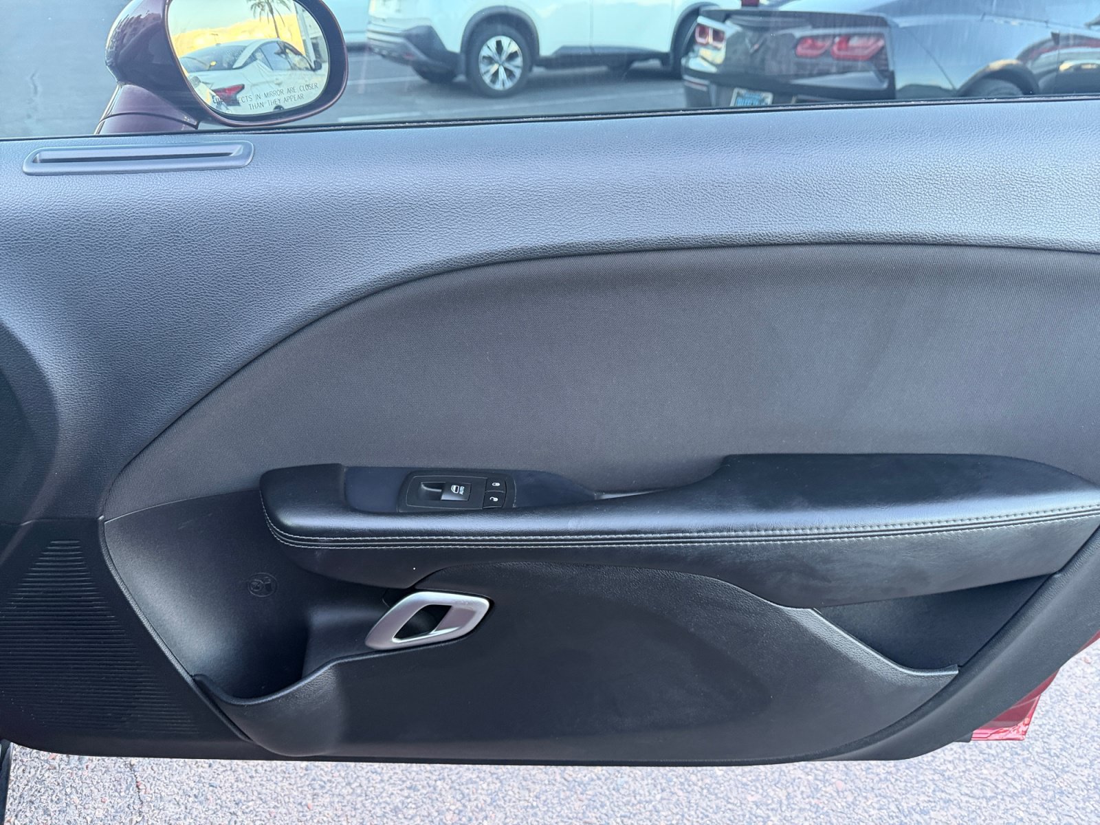 Used 2017 Dodge Challenger SXT RWD image 31