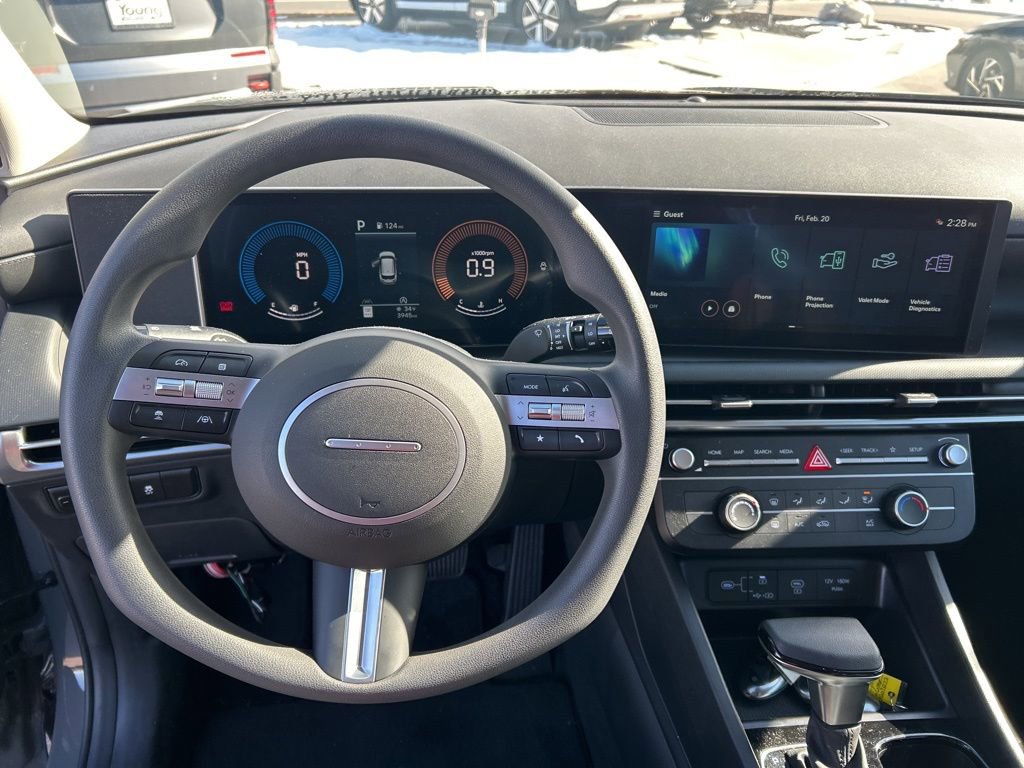 Used 2026 Hyundai Tucson SE image 13