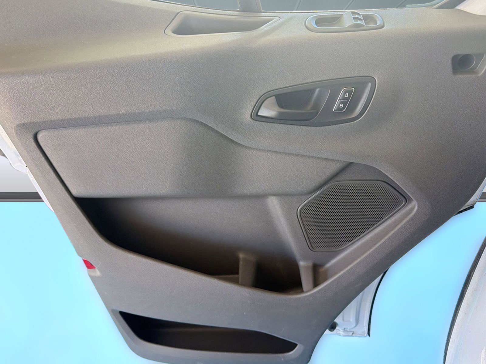 Used 2024 Ford Transit 350 XLT image 10