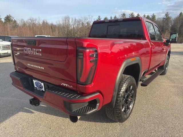 Used 2024 GMC Sierra 2500 AT4 w/ AT4 Premium Plus Package AWD/4WD image 6