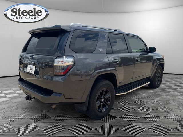 Used 2016 Toyota 4Runner SR5 image 5