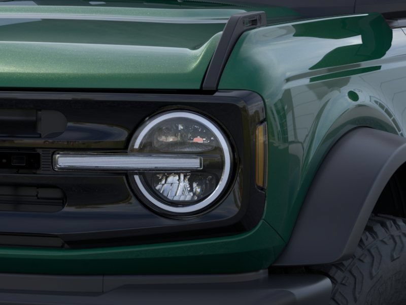 New 2025 Ford Bronco Outer Banks w/ Sasquatch Package AWD/4WD image 24