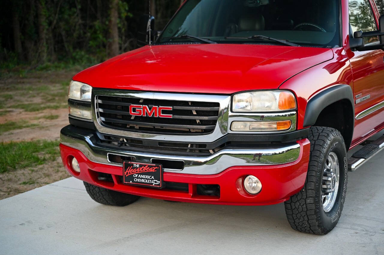 Used 2006 GMC Sierra 2500 SLT w/ Heavy-Duty Power Package AWD/4WD image 19