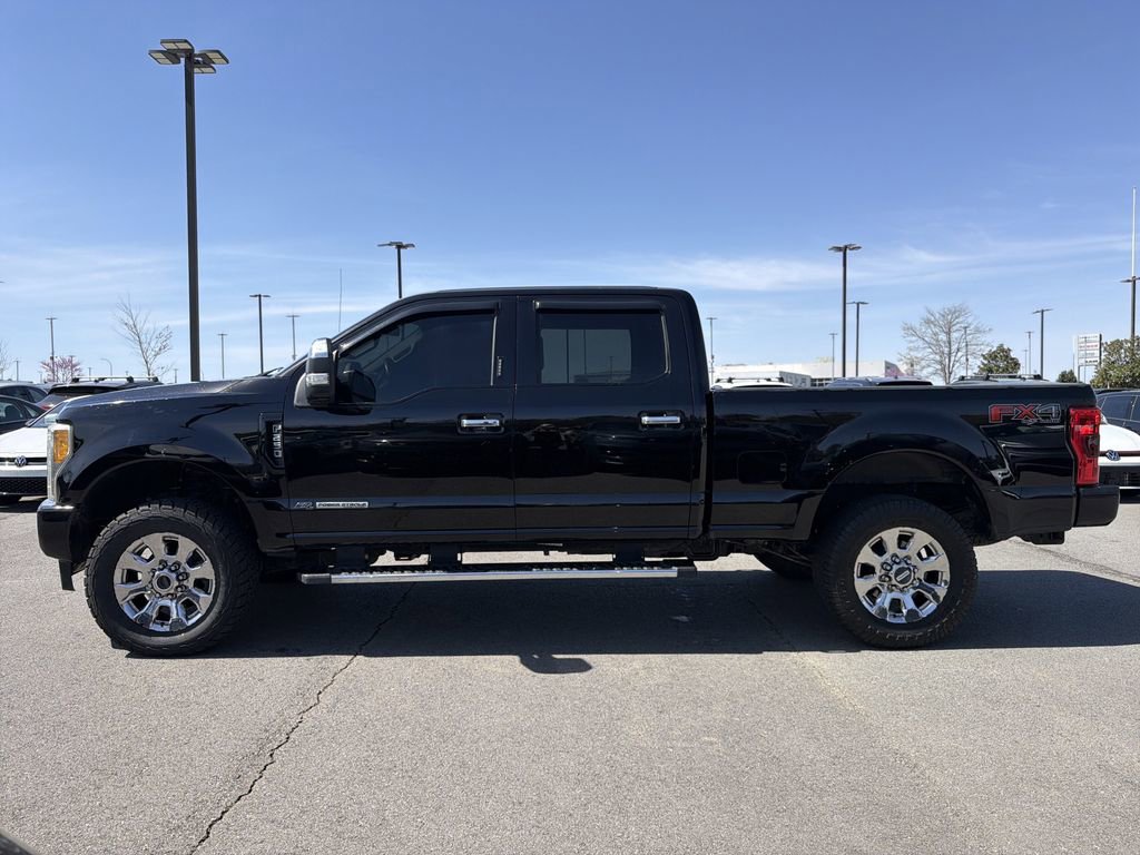 Used 2017 Ford F250 Lariat w/ Lariat Ultimate Package image 2