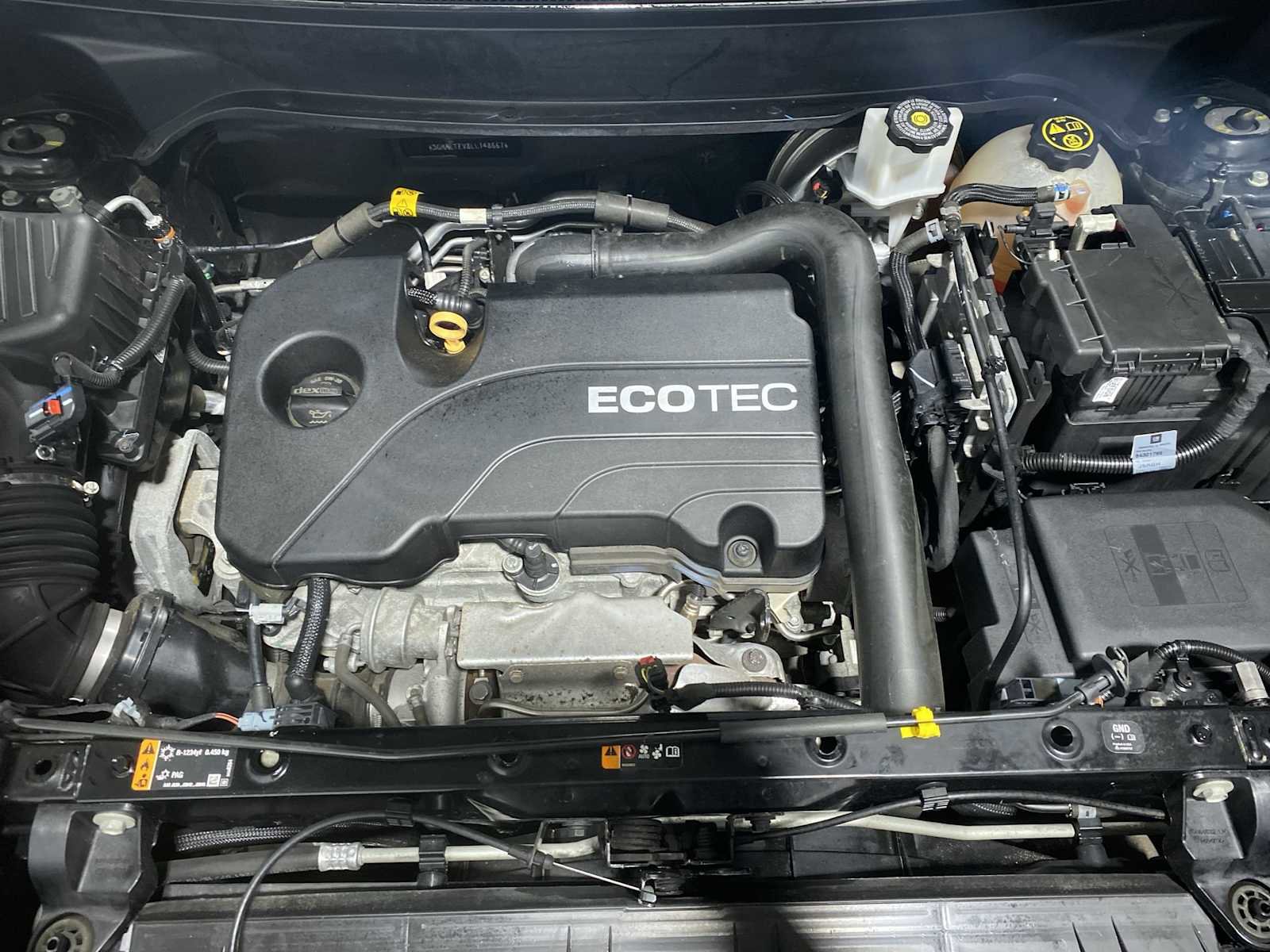 Used 2020 GMC Terrain SLE w/ Driver Convenience Package image 9