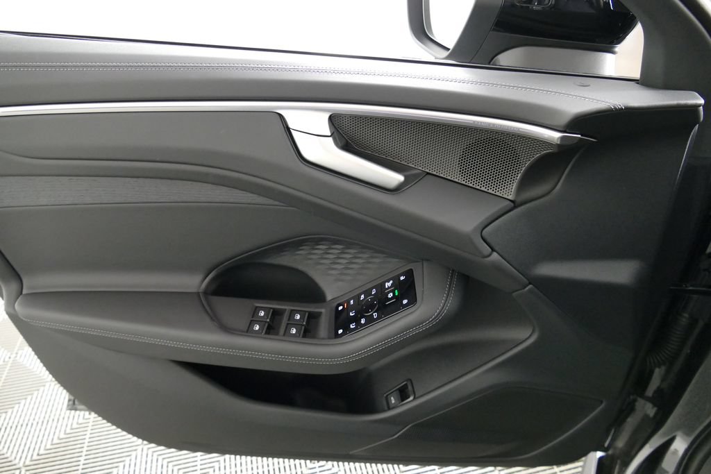 New 2026 Audi A6 Premium Plus AWD/4WD image 29