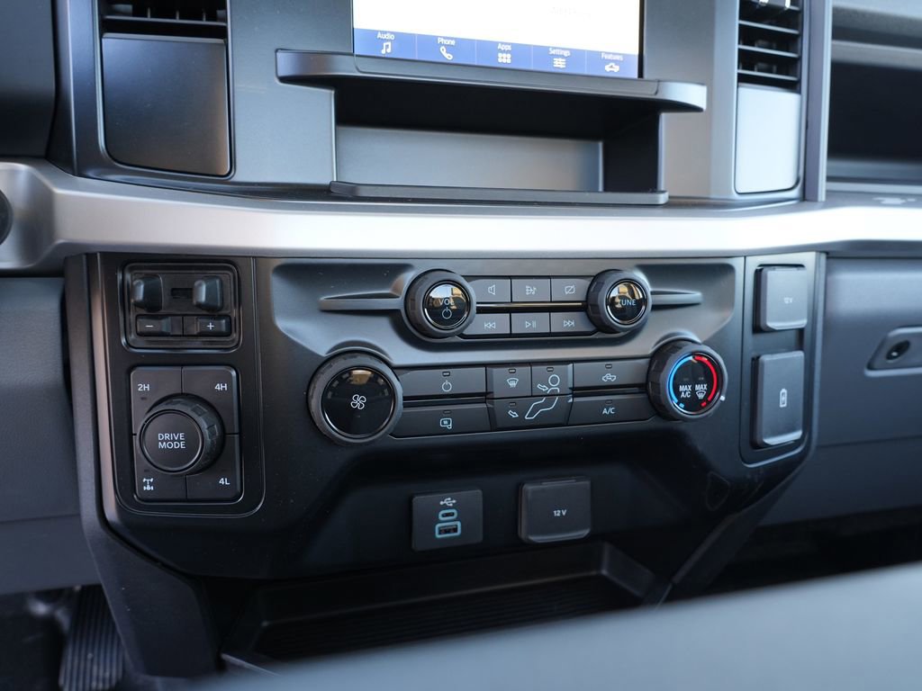 Used 2024 Ford F350 XL w/ Snow Plow Prep Package image 21