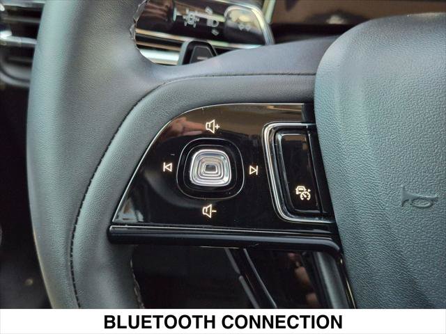 Certified 2024 Lincoln Corsair AWD w/ Equipment Group 101A image 14