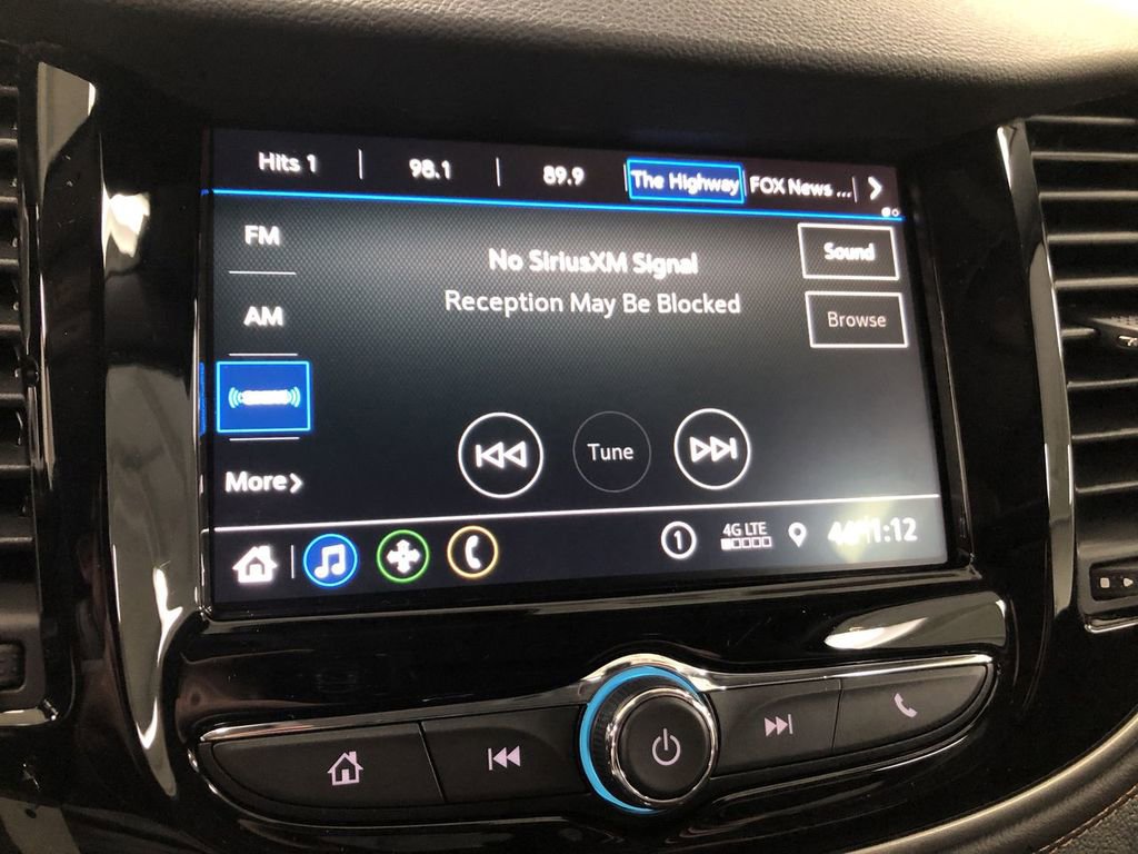 Used 2020 Chevrolet Trax LT FWD image 16