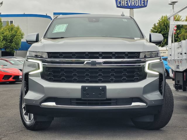 Used 2024 Chevrolet Suburban LS w/ Max Trailering Package RWD image 3