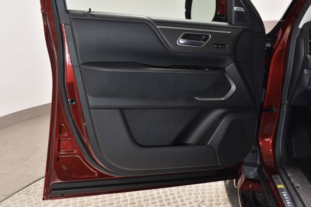 New 2026 INFINITI QX80 Luxe w/ Cargo Package image 11