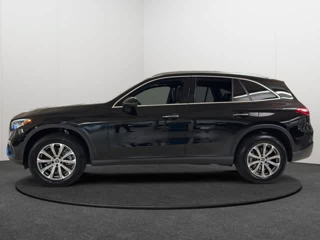 Certified 2026 Mercedes-Benz GLC 300 4MATIC image 3