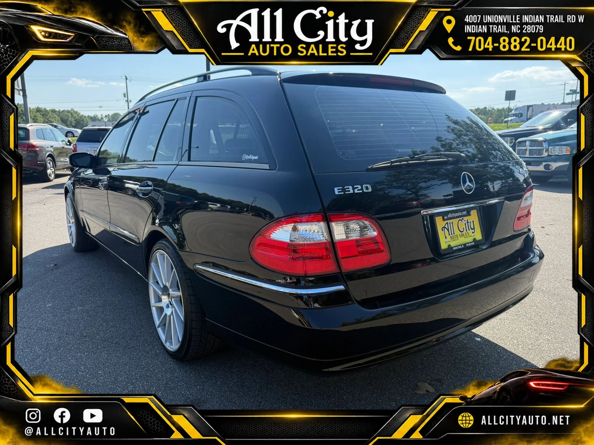 Used 2004 Mercedes-Benz E 320 4MATIC Wagon image 4