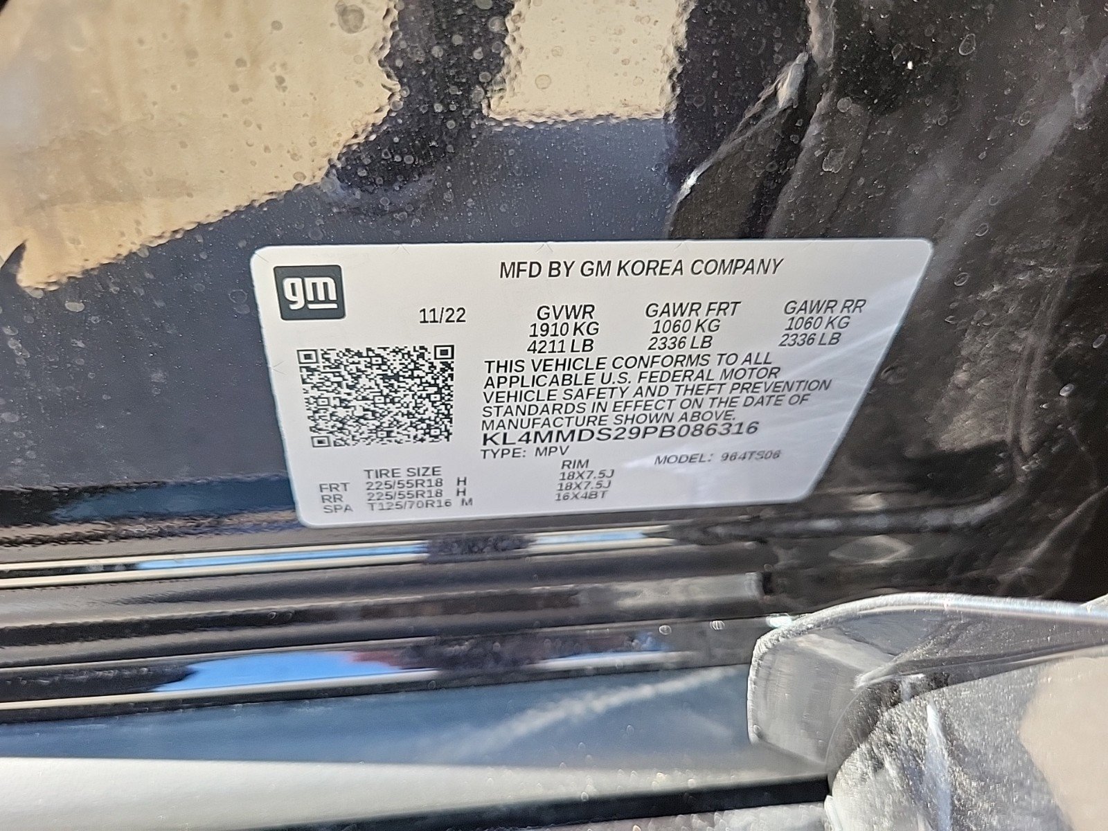 Used 2023 Buick Encore GX Select w/ Sport Touring Package image 27