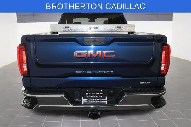 Used 2022 GMC Sierra 1500 SLT AWD/4WD image 4