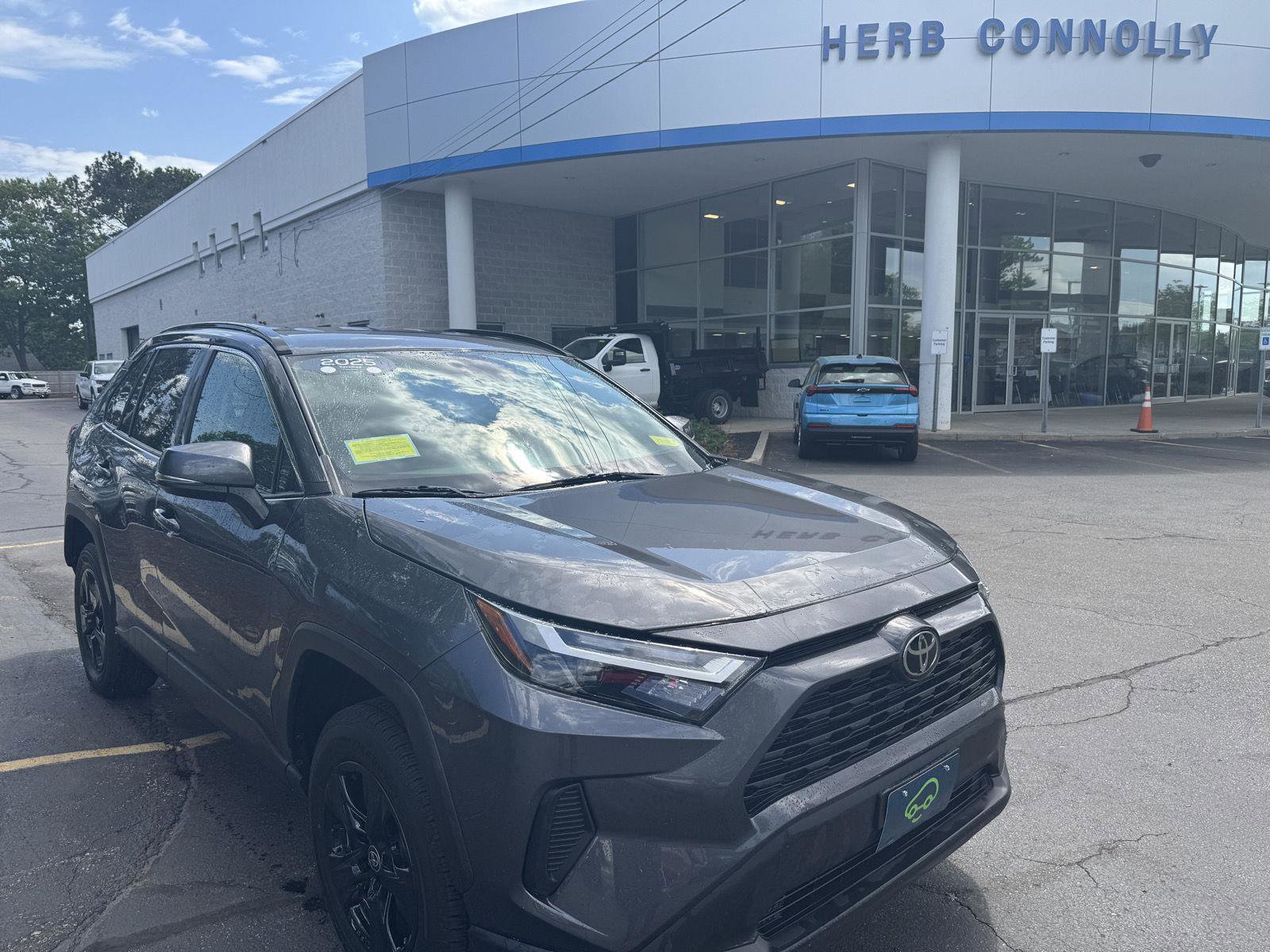 Used 2025 Toyota RAV4 XLE