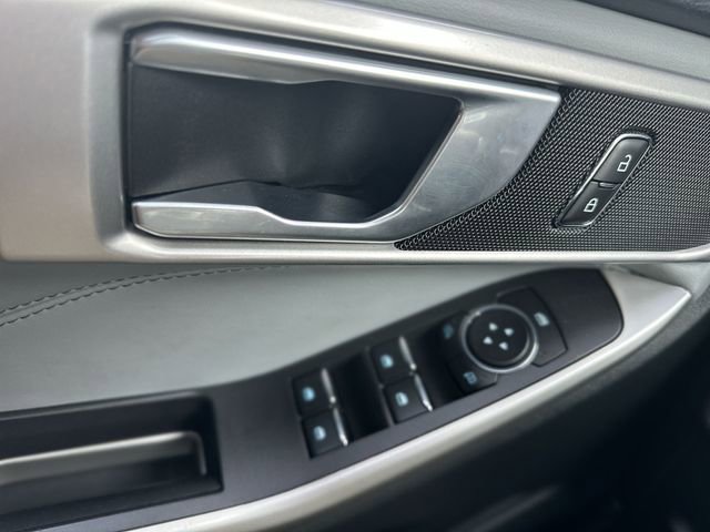 Certified 2023 Ford Explorer XLT w/ Equipment Group 202A image 14