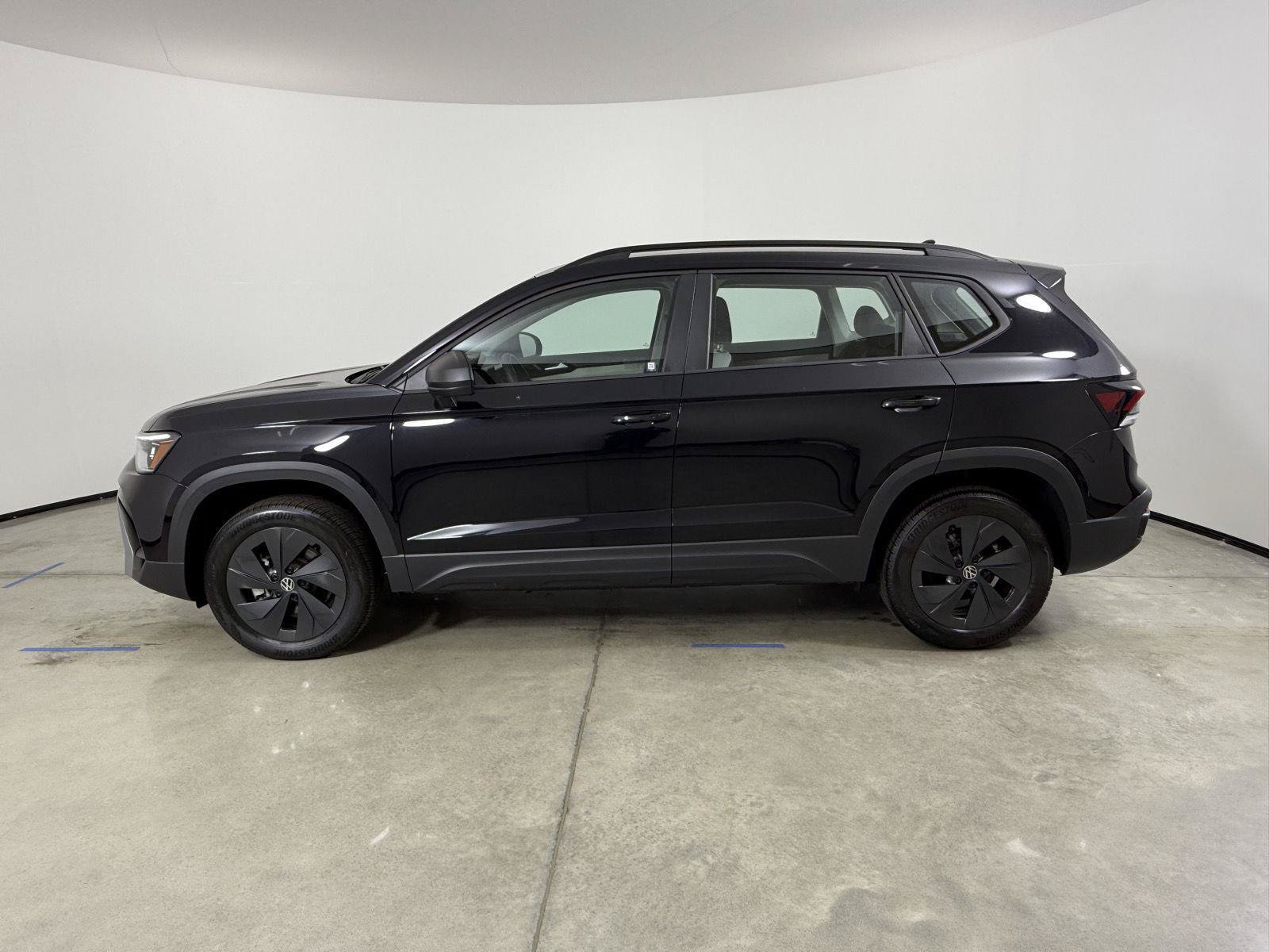 New 2027 Volkswagen Taos S FWD image 9