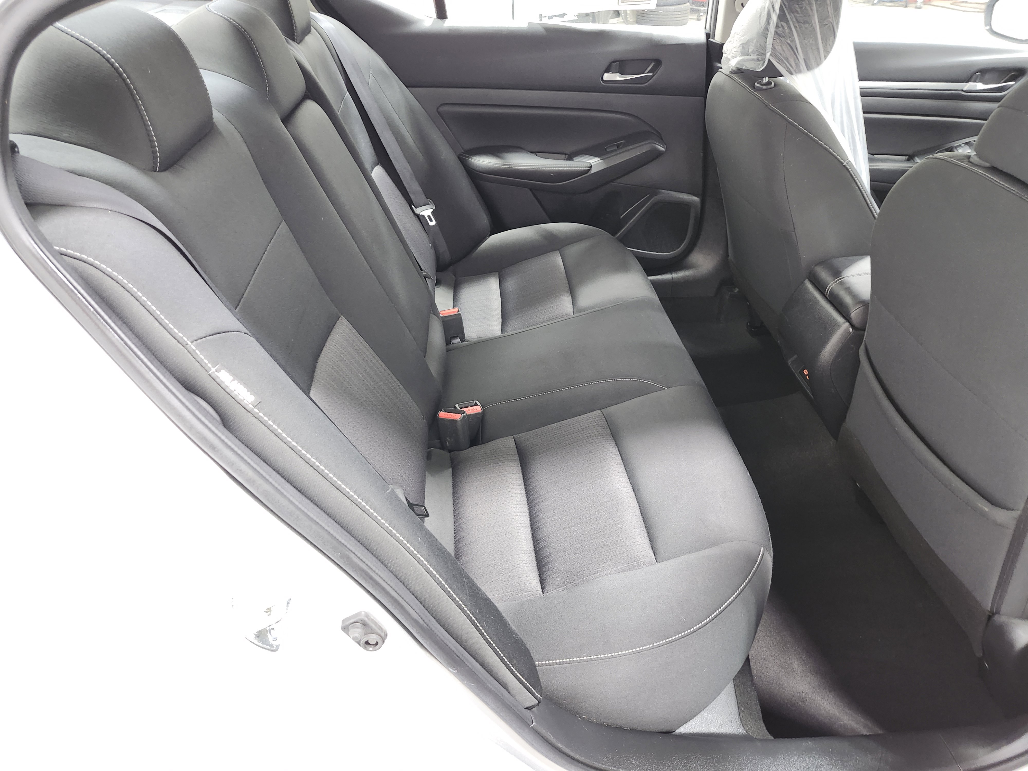 Used 2022 Nissan Altima 2.5 SV image 17