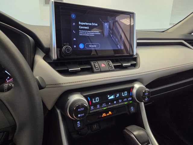 Used 2025 Toyota RAV4 XLE Premium image 22
