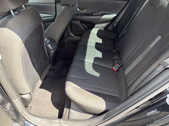 Used 2021 Hyundai Elantra SEL w/ Convenience Package image 21