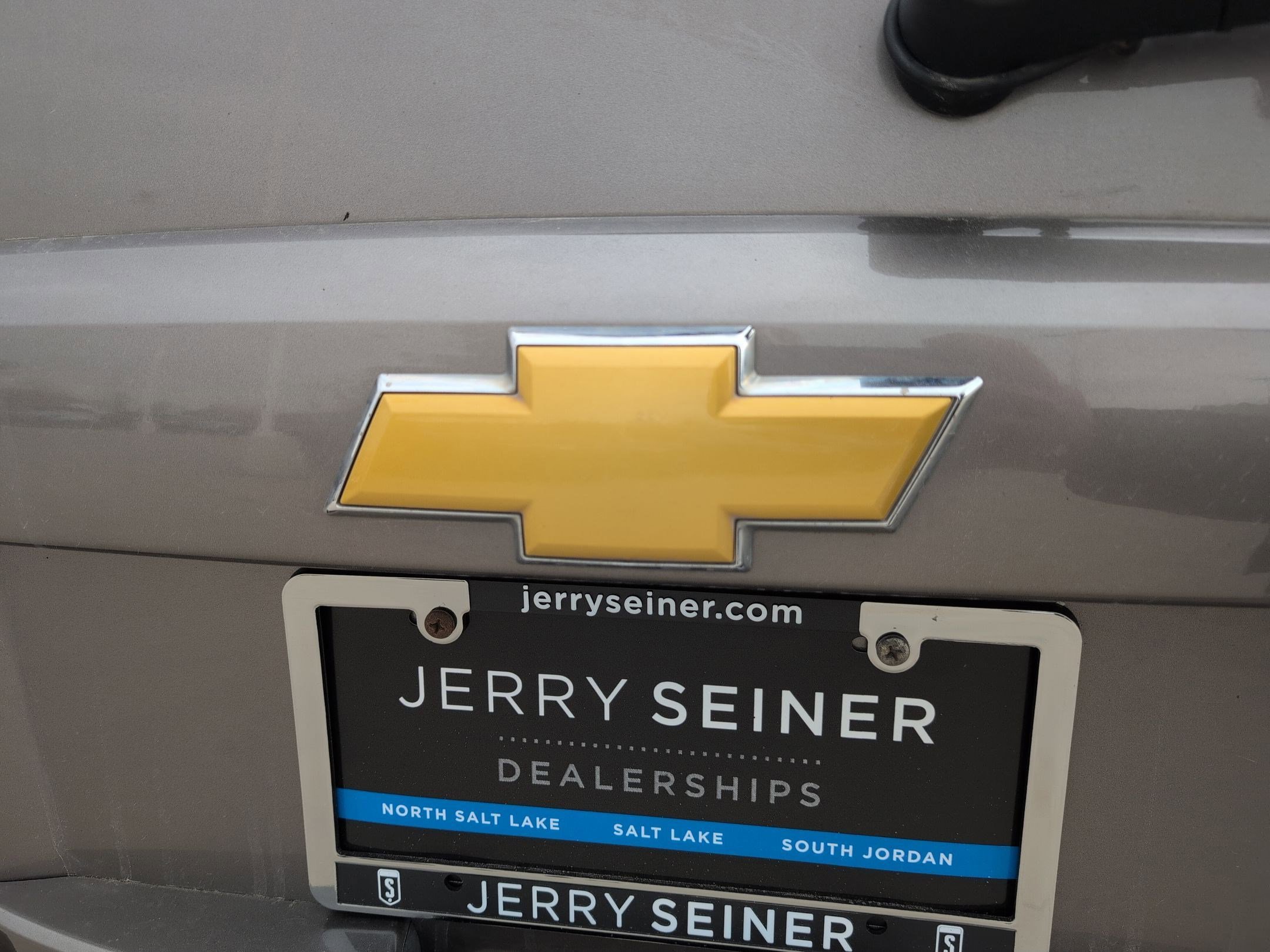 Used 2012 Chevrolet Suburban LT image 13