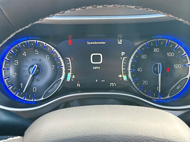 New 2026 Chrysler Pacifica Select image 13