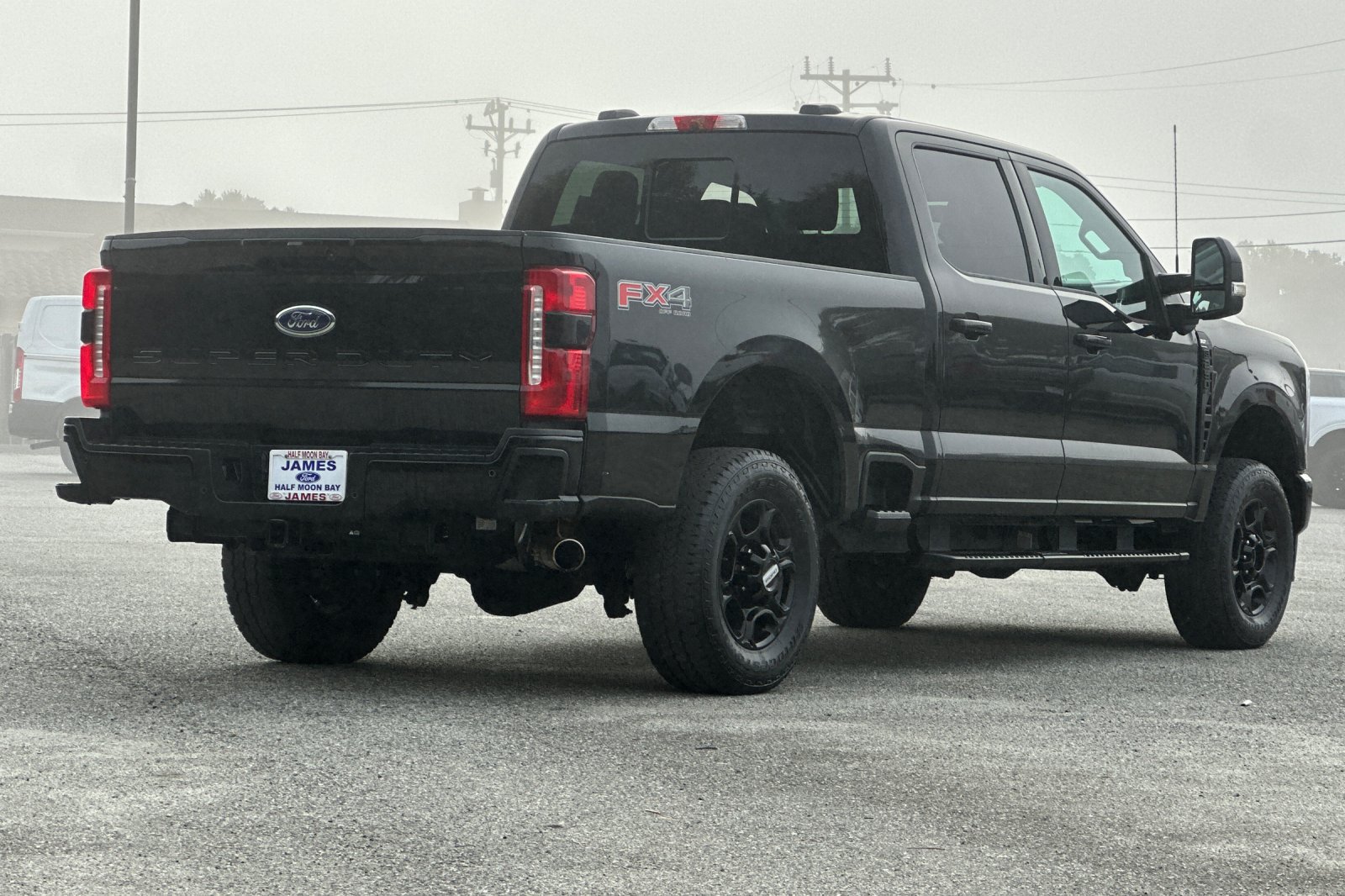 Used 2024 Ford F250 XLT w/ XLT Premium Package AWD/4WD image 5