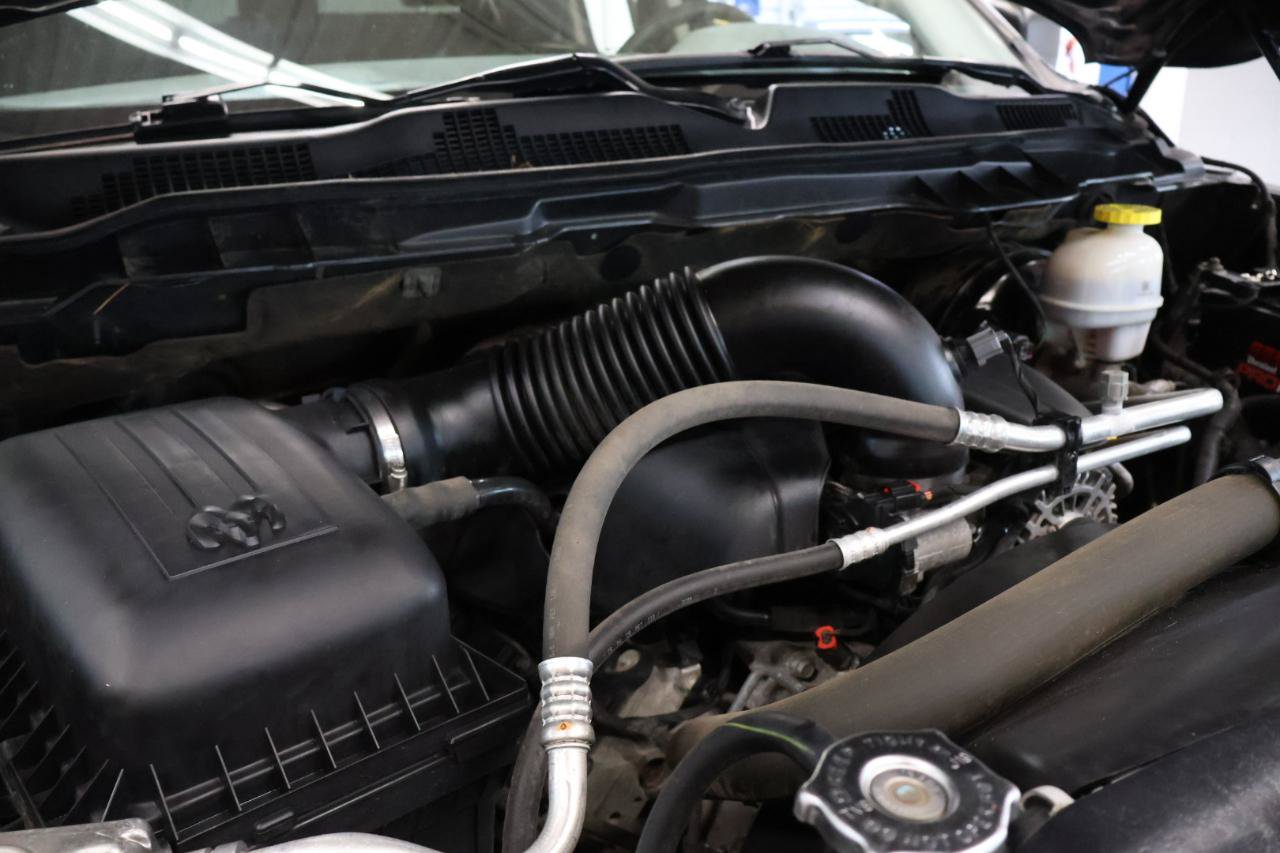 Used 2019 RAM 1500 Express w/ Wheel & Sound Group AWD/4WD image 21